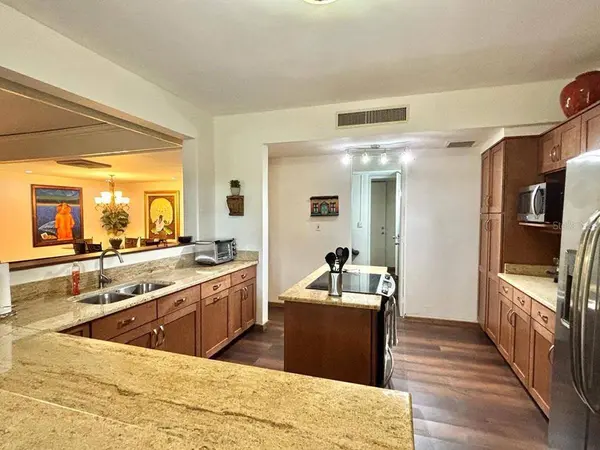 22 FAIRWAYS VILLAGE DR, Dorado, PR 00646