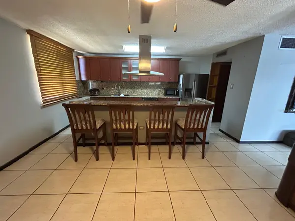 Cond Esmeralda #7 CALLE AMAPOLA #602, Carolina, PR 00979