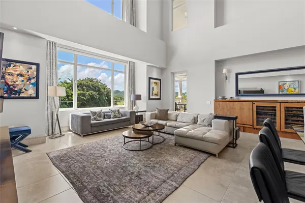 500 PLANTATION DR #3-202, Dorado, PR 00646