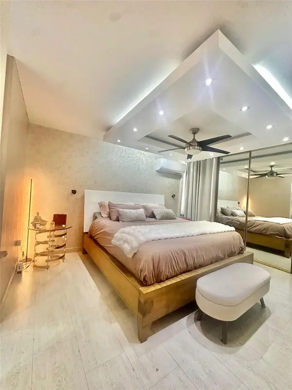 1261 LUIS VIGOREAUX AVE #18D, Guaynabo, PR 00966