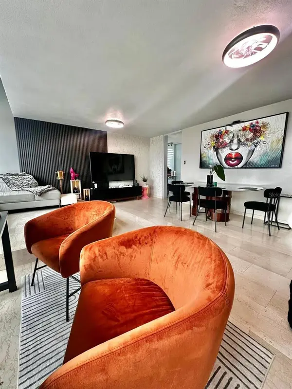 1261 LUIS VIGOREAUX AVE #18D, Guaynabo, PR 00966