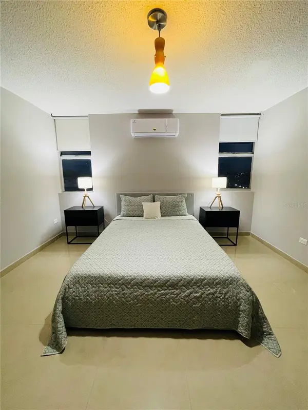 CV2R+3G8 LUIS VIGOREAUX AVE #10b, Guaynabo, PR 00966