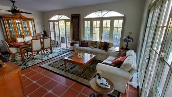 27 SAN MIGUEL, Humacao, PR 00791