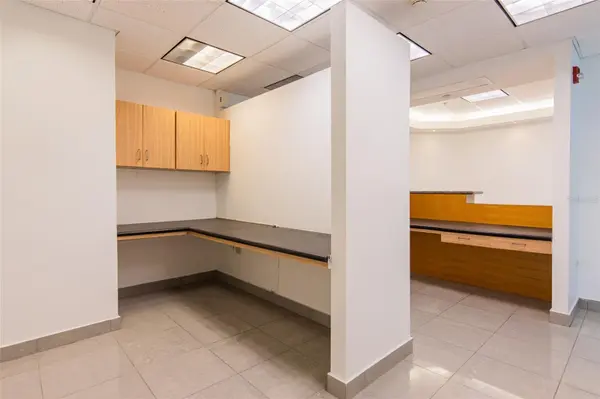 995 METRO MEDICAL CENTER CLL REV DOM MARRERO, Bayamon, PR 00959