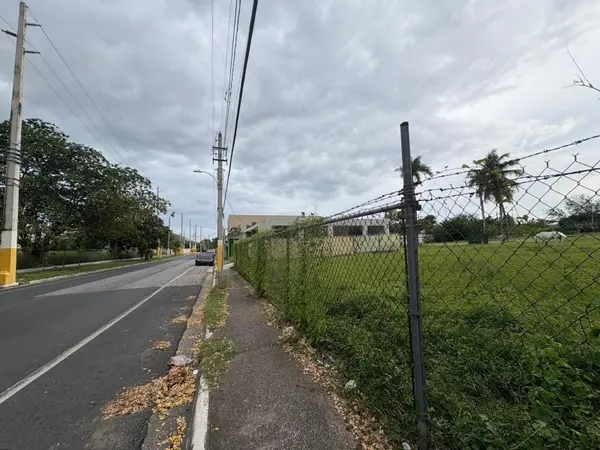 1 JUANA DIAZ, Juana Diaz, PR 00795