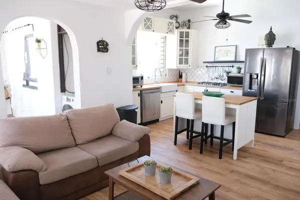 200 SOL ST. #PH-D1, Old San Juan, PR 00901