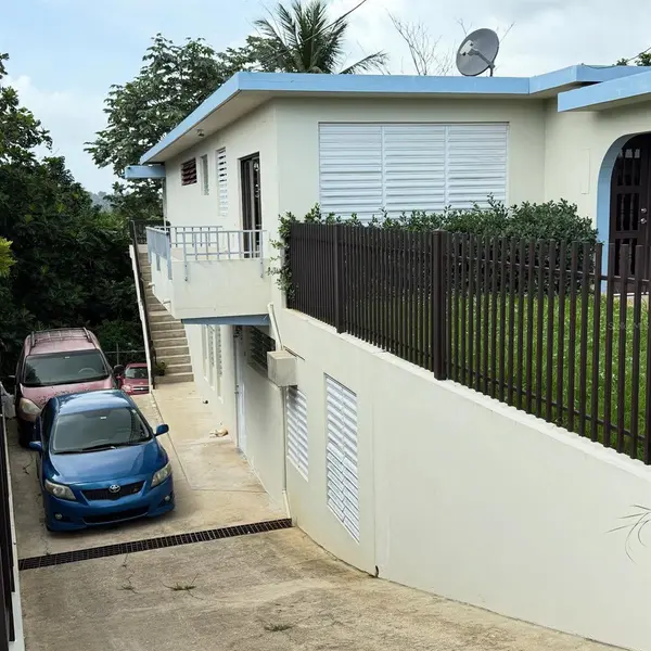 94 ALBIZU CAMPOS, Lares, PR 00669