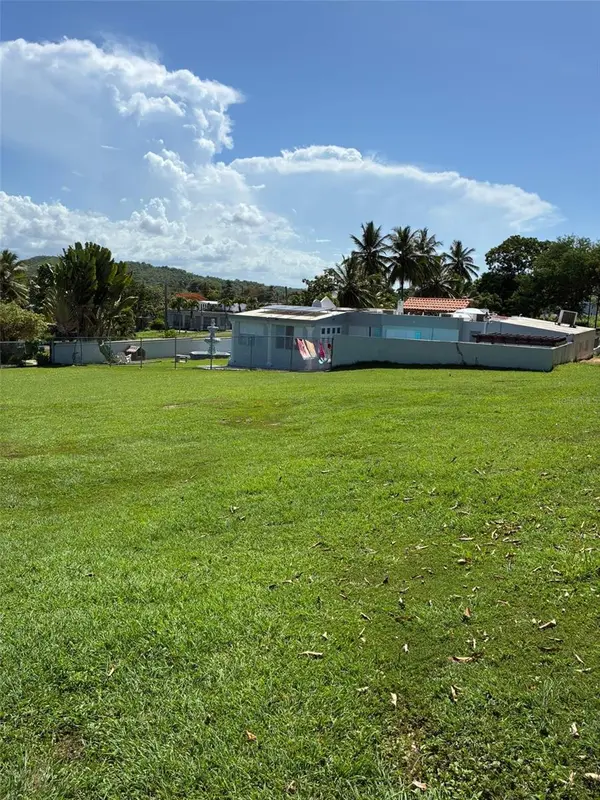 LOT-1 RD-648 KM 1.0 INT. TIERRAS NUEVAS, Manati, PR 00674