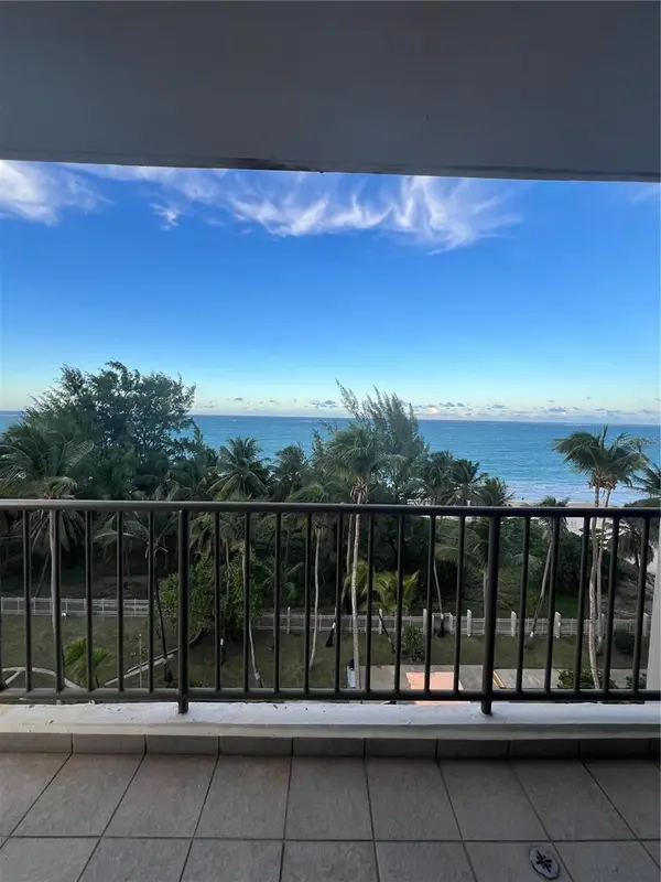 4745 ISLA VERDE AVENUE #8-C, Carolina, PR 00979