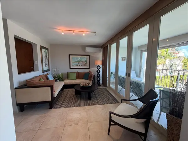 Apt B-205 COND. HARBOUR POINTS, Humacao, PR 00791