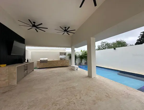 Bo Hato Arriba 492, Arecibo, PR 00612