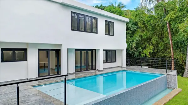15 SAN ISAAC ST, San Juan, PR 00927