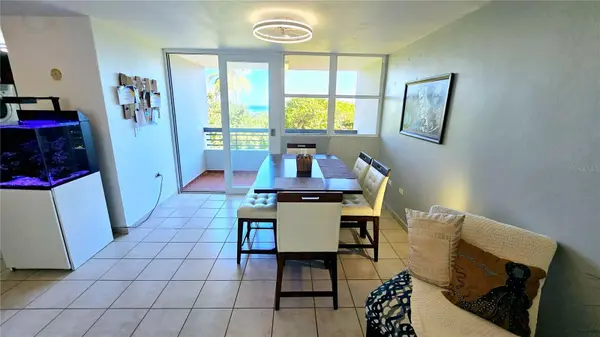 St 686 COND. CHALETS DE LA PLAYA #579, Vega Baja, PR 00693