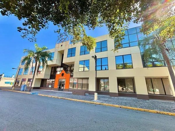 1 FERROCARRIL, Ponce, PR 00728