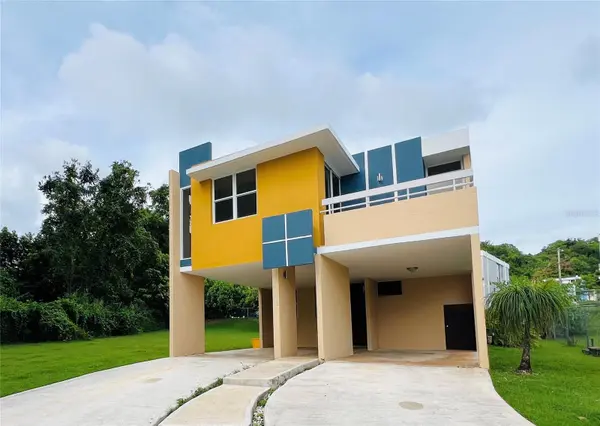 D-1 FLAMINGO ST, Dorado, PR 00646