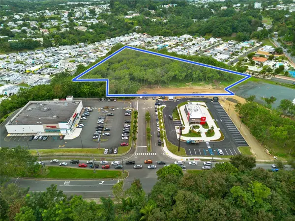 PR-861, Bayamon, PR 00956