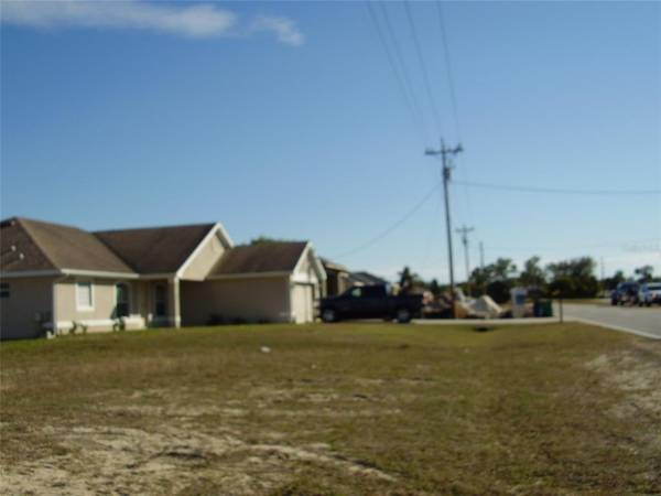 3527 E GATOR CIR, Cape Coral, FL 33909