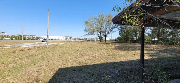 6012 LORRAINE RD, Bradenton, FL 34211
