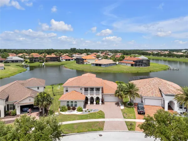 3869 SHORESIDE DR, Kissimmee, FL 34746