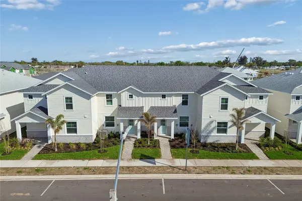 8103 SEAFLOWER Pkwy, Bradenton, FL 34210