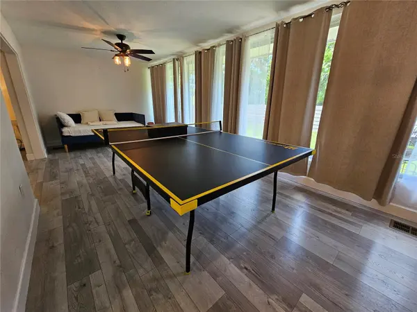 6442 COLONIAL DR, Sarasota, FL 34231