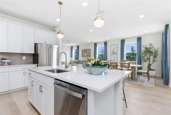 17718 BROADLEAF LOOP, Venice, FL 34293
