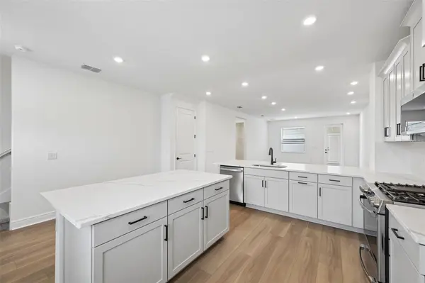 8229 SEAFLOWER Pkwy, Bradenton, FL 34210