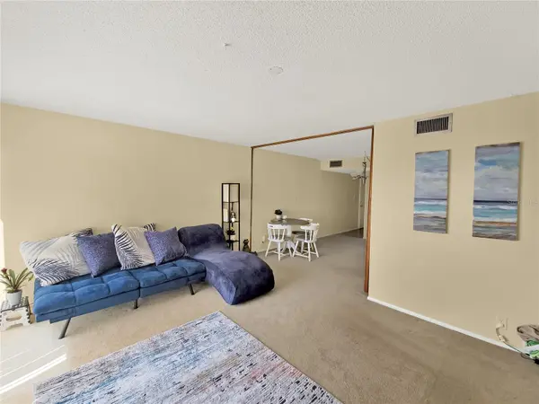 2763 WOODGATE LN #307, Sarasota, FL 34231