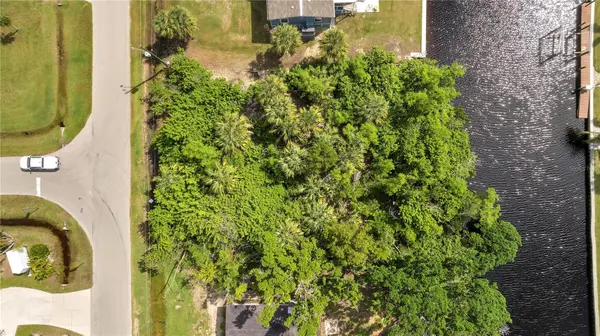 727 MARLIN DR, Punta Gorda, FL 33950