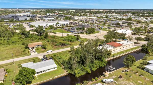 215 POMPANO TER, Punta Gorda, FL 33950