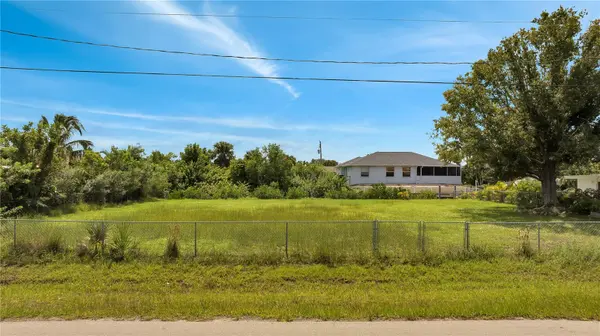 321 POMPANO TER, Punta Gorda, FL 33950