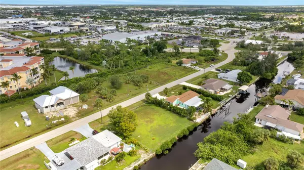321 POMPANO TER, Punta Gorda, FL 33950