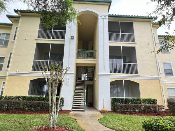 8826 DUNES CT #207, Kissimmee, FL 34747