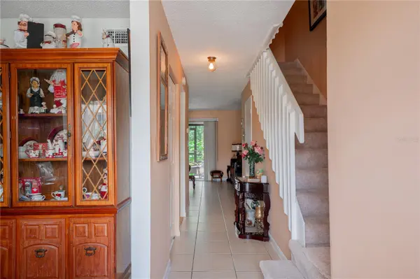 5038 DOWNING ST #7, Orlando, FL 32839