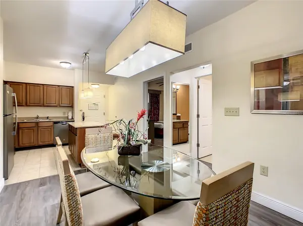12538 FLORIDAYS RESORT DR #C-211, Orlando, FL 32821
