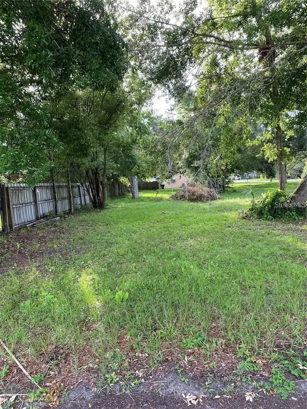 1323 CAROLINA AVE, St Cloud, FL 34769
