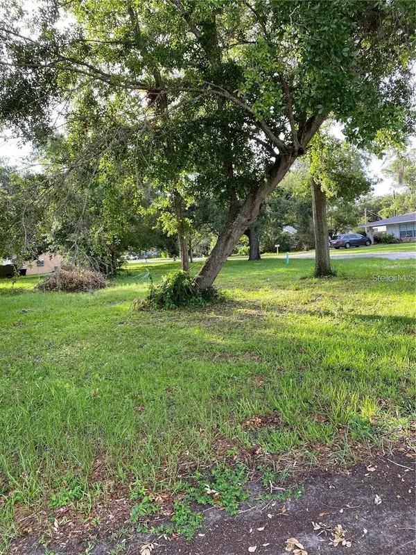 1323 CAROLINA AVE, St Cloud, FL 34769