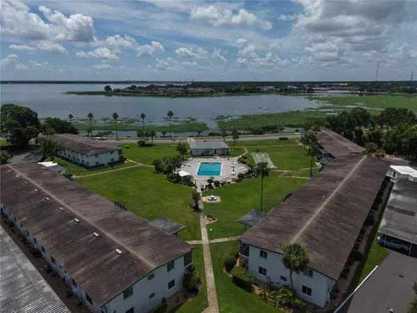 1600 W LAKE PARKER DR #B23, Lakeland, FL 33805