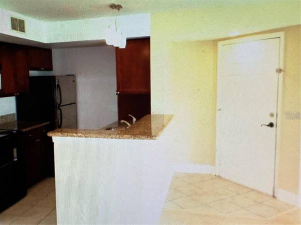 5124 CONROY RD #635, Orlando, FL 32811
