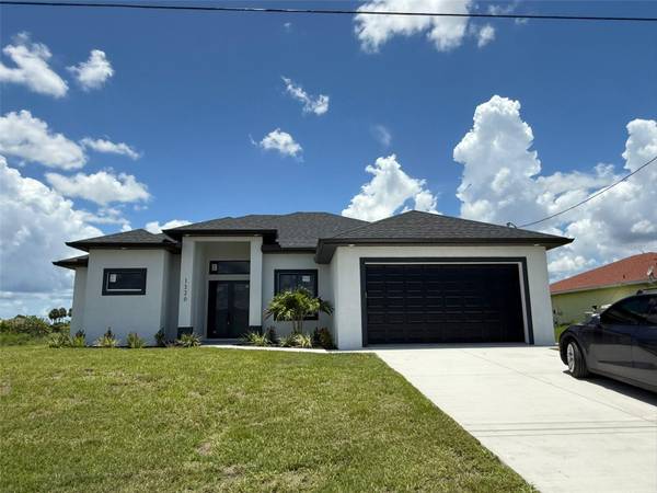 1320 NE 14TH AVE, Cape Coral, FL 33909