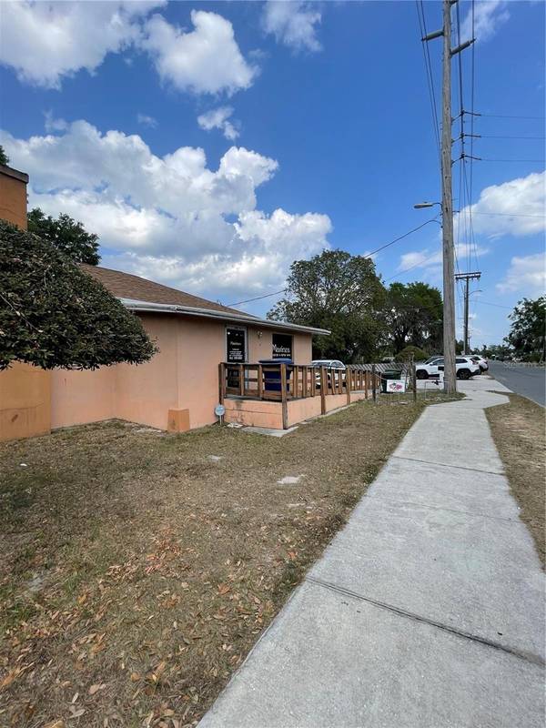 2106 1ST ST N, Winter Haven, FL 33881