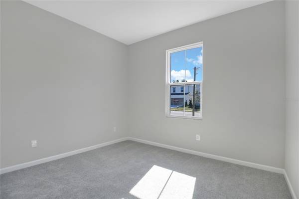 1737 CARNELIAN ST, Deland, FL 32720