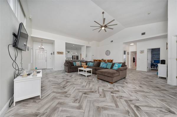 2902 PADDINGTON WAY, Kissimmee, FL 34747