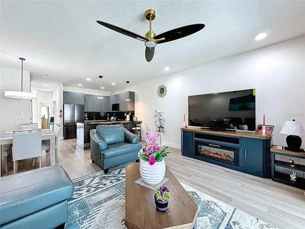 1425 SERENDIPITY LN, Clermont, FL 34714
