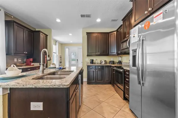 551 LASSO DR, Kissimmee, FL 34747