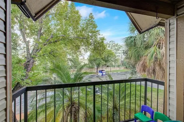 1956 LAKE ATRIUMS CIR #141, Orlando, FL 32839