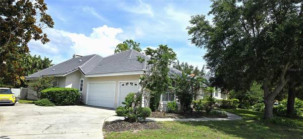 9797 CAMBERLEY CIR, Orlando, FL 32836