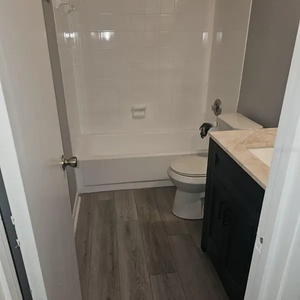 5231 VIA HACIENDA CIR #117, Orlando, FL 32839