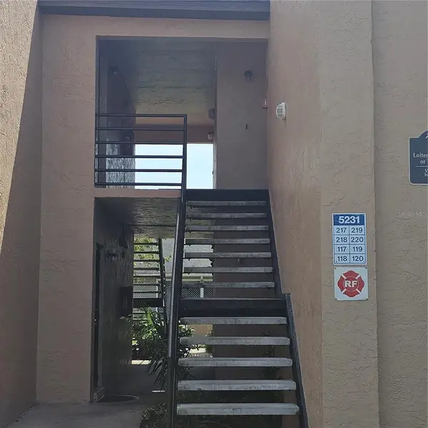 5231 VIA HACIENDA CIR #117, Orlando, FL 32839