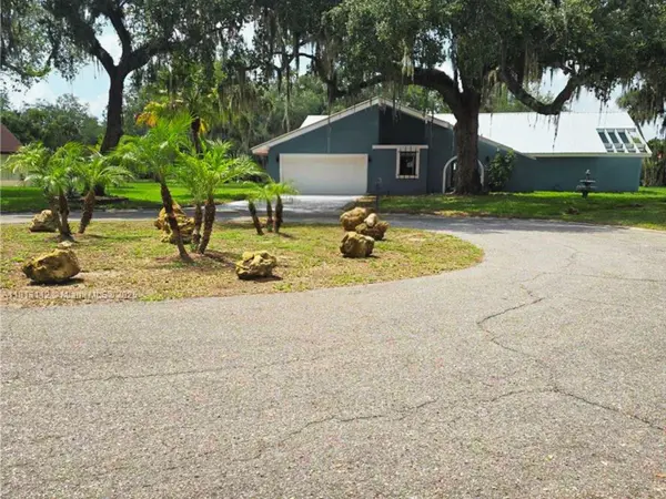 4508 FIRE CT, Labelle, FL 33935